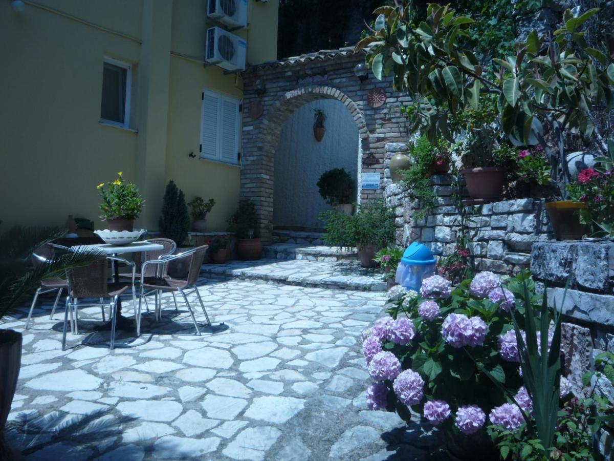 Butterfly Barbati Apartments Екстер'єр фото