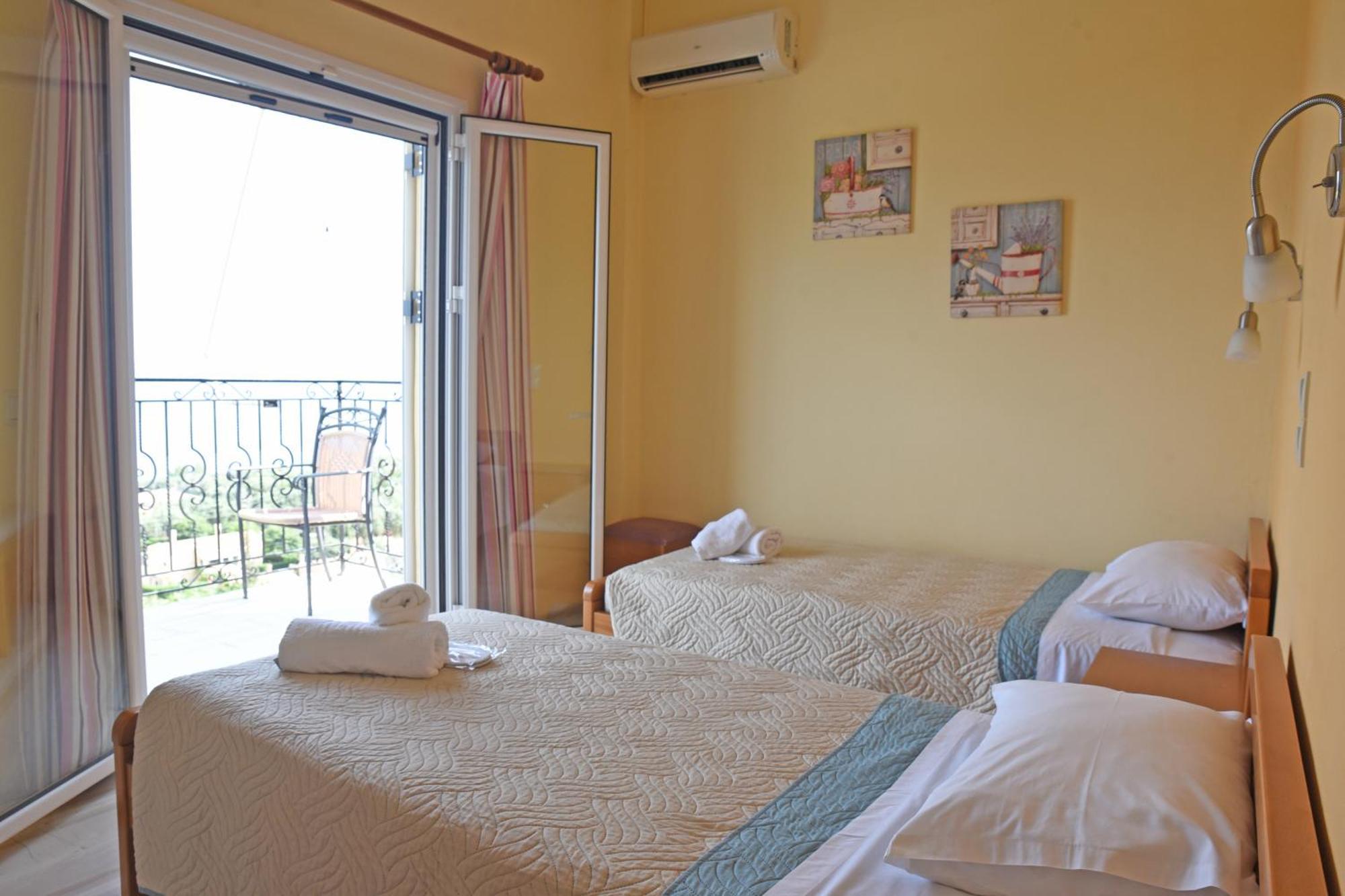 Butterfly Barbati Apartments Екстер'єр фото